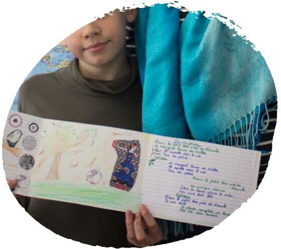 Ateliers comptines enfants par France Dethan, Art-Thérapeute & Psychopédagogue près d'Avignon en Vaucluse